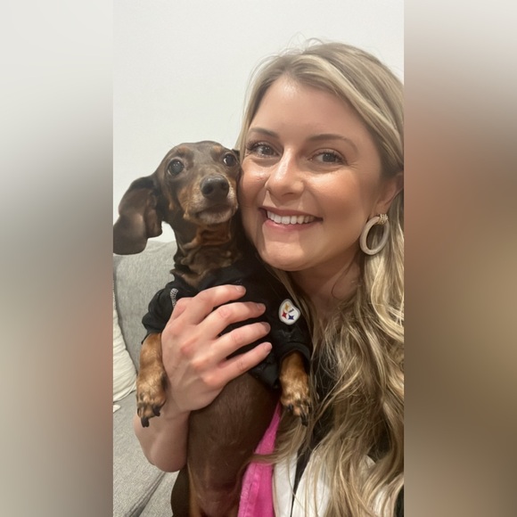 Kimberly is live! Come hang! Yeehaw Yeehaw! 🤠❤️ - Picture 10 of 16